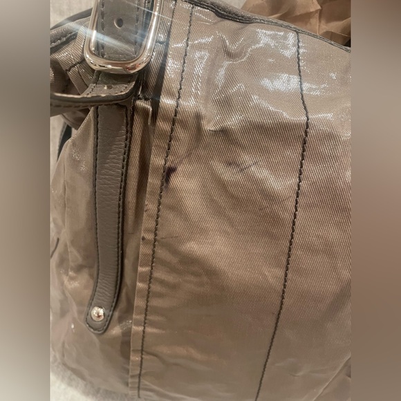 TOD’S QUIET LUX BUCKET BAG - Picture 11 of 16